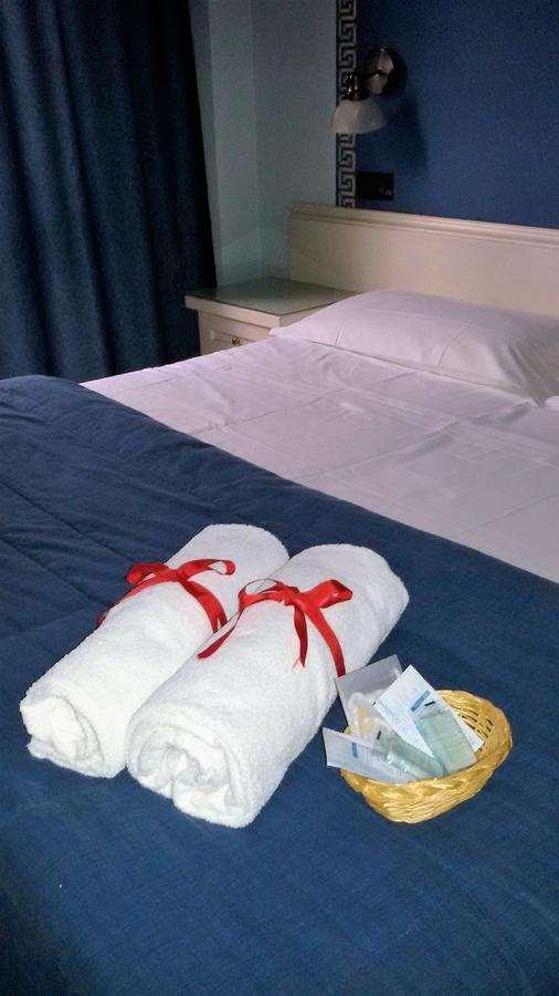 Il Grifo Hotel E Bisteccheria Toscana Montepulciano Stazione الغرفة الصورة