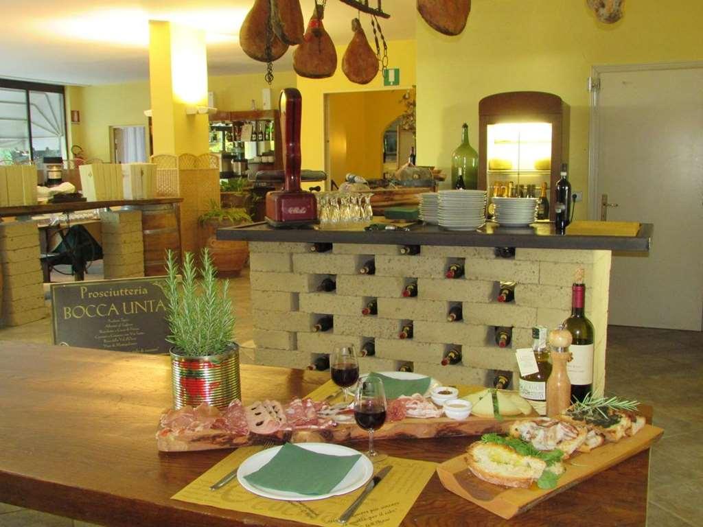 Il Grifo Hotel E Bisteccheria Toscana Montepulciano Stazione المطعم الصورة