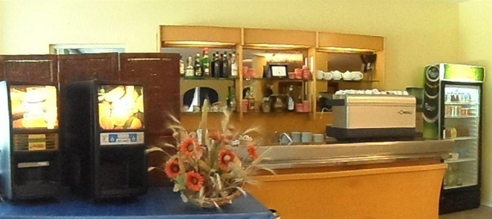 Il Grifo Hotel E Bisteccheria Toscana Montepulciano Stazione المظهر الخارجي الصورة