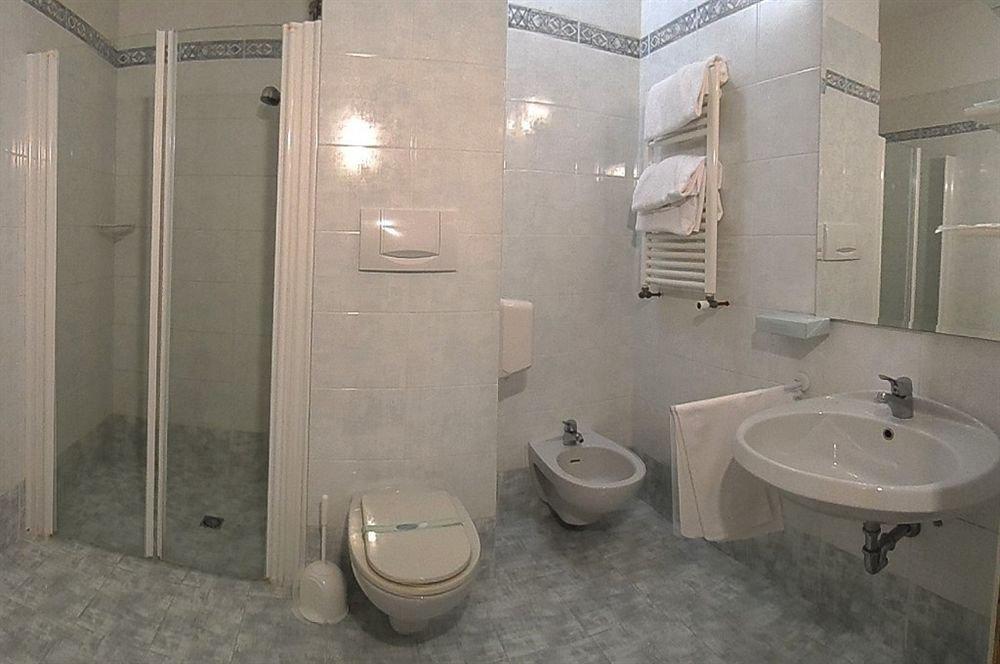 Il Grifo Hotel E Bisteccheria Toscana Montepulciano Stazione المظهر الخارجي الصورة